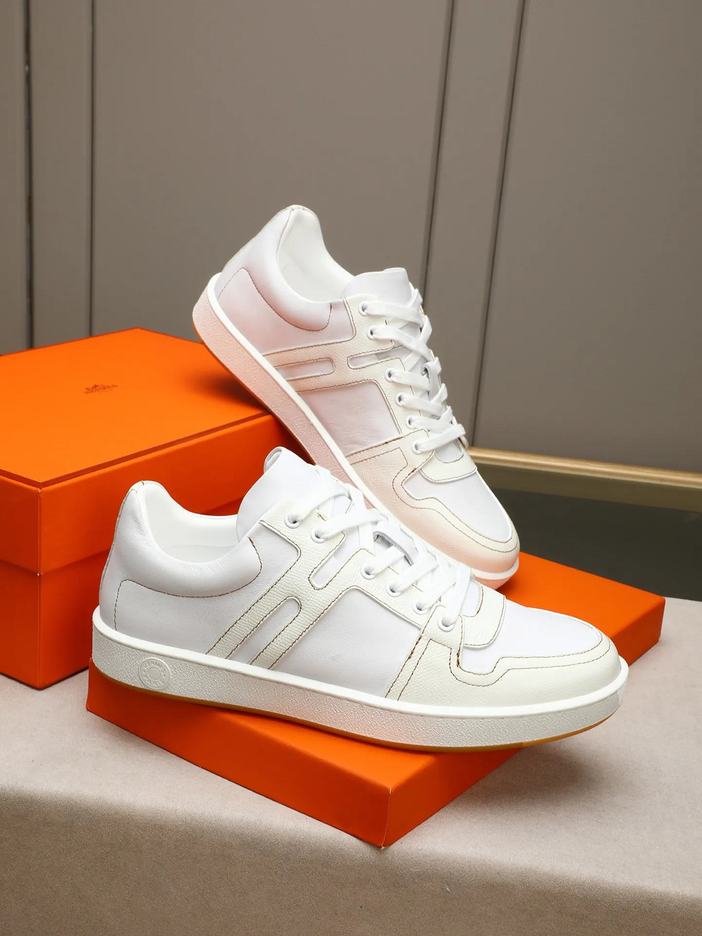 Men's shoes 💰720 [HERMES] Hermès - High-end quality original 🔍🔍🔍 casual sneakers - Upper: 🔝 Napa calfskin, shoe body sewn with brand 'H' totem - Lining: water-dyed cowhide - Outsole: original TPR. :38-44 (45, can be customized)